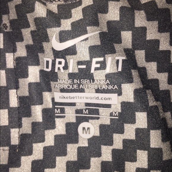 Nike Epics Dri Fit Crops - Picture 3 of 3