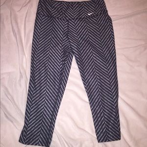 Nike Epics Dri Fit Crops