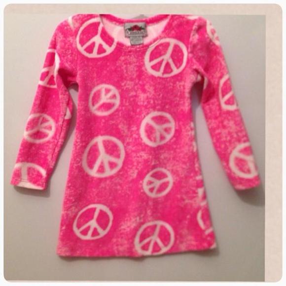Peace sign/Flowers by Zoe dress 🔺