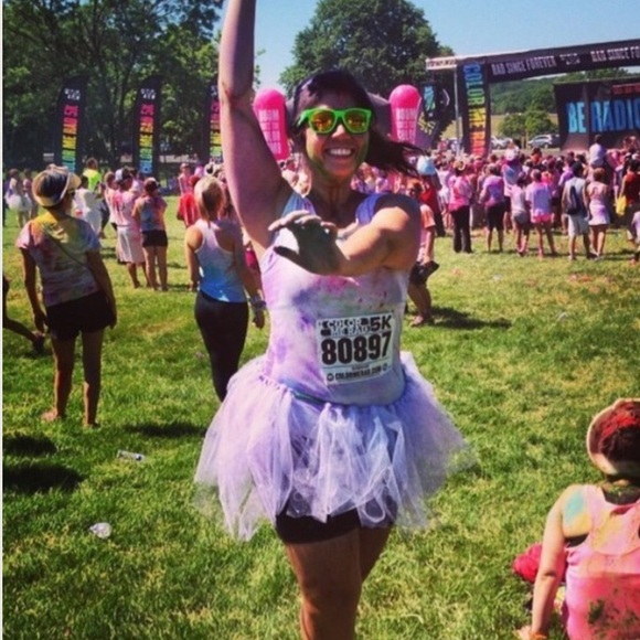 Meet your Posher, Annie!! :) - Picture 2 of 2