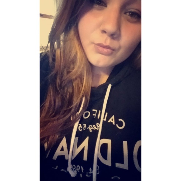 Meet your Posher, Alicha