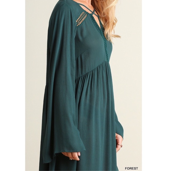 ❗️LAST❗️Bell sleeves lace trim split neck dress - Picture 2 of 4