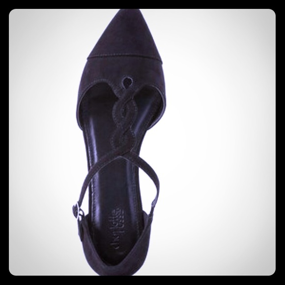 Black pointed flats