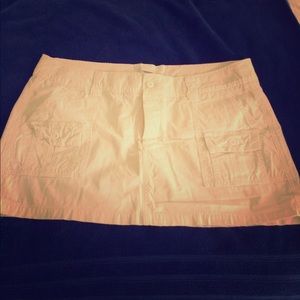 White American Eagle skirt