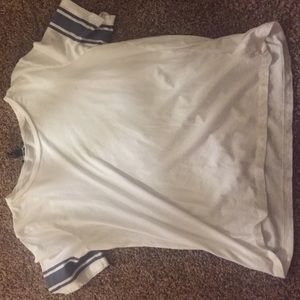 Forever 21 Cropped Shirt