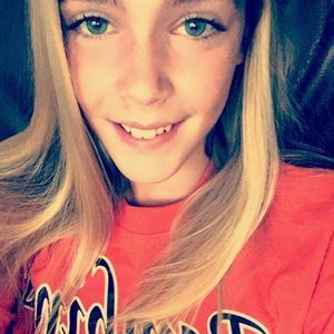 Meet your Posher, Alyson