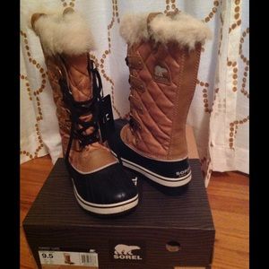 Sorel Tofino Cate Boots