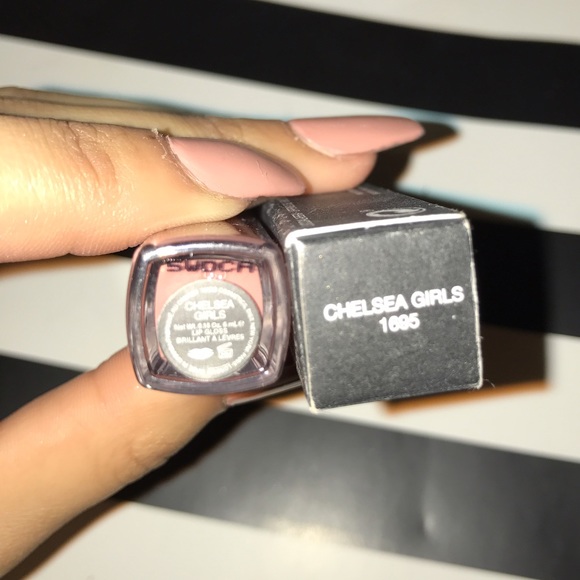 NARS lipgloss - Picture 2 of 2