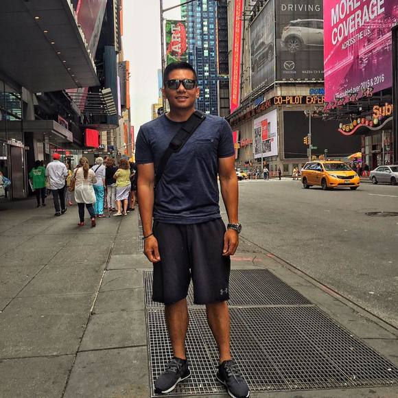 Meet your Posher, Zus