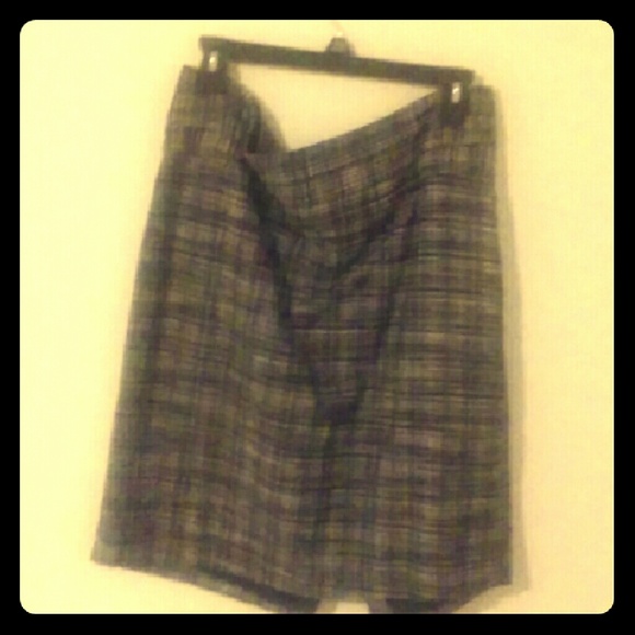 💋 Knee length the limited skirt - Picture 1 of 1