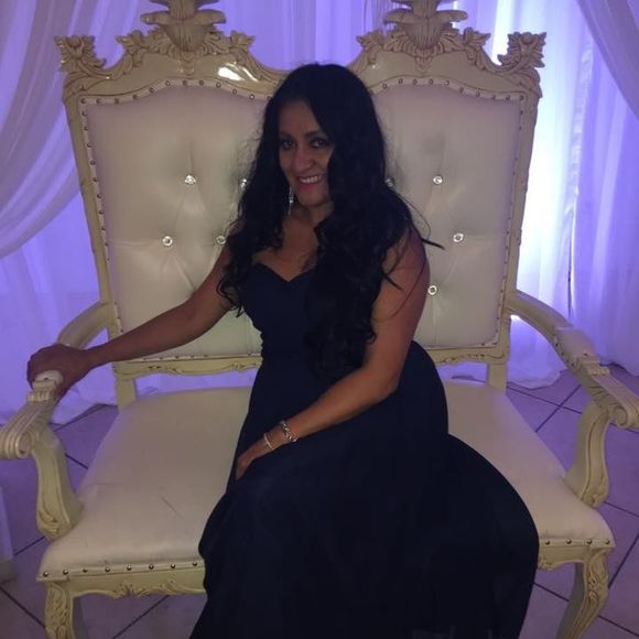 Meet your Posher, Lorena