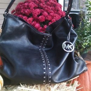 Micheal Kors Classic Hobo bag