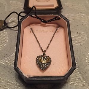 Juicy couture necklace