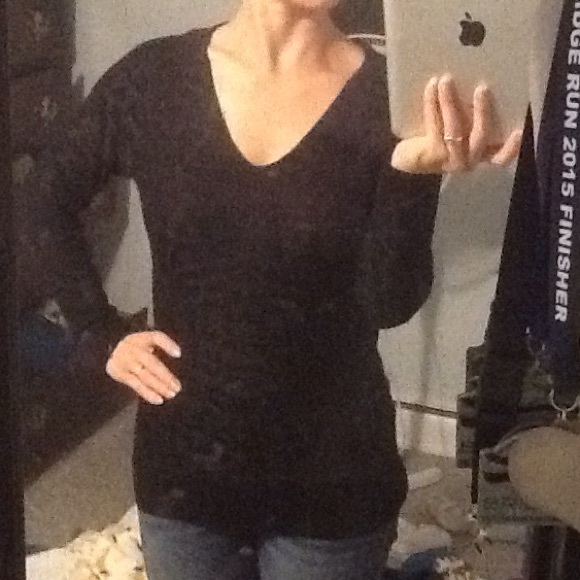 V-neck shimmer sweater - Picture 4 of 4