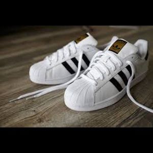 Adidas super star