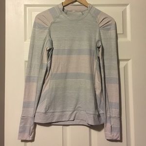 Lululemon top