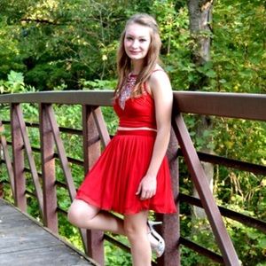 Meet your Posher, Corissa