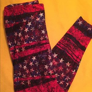 TC LulaRoe flag leggings 🇺🇸