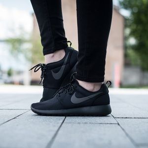 Nike Roshe One