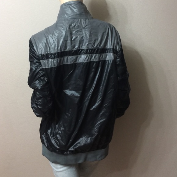 FINALNWOT ZIP UP RAIN JACKET - Picture 4 of 4