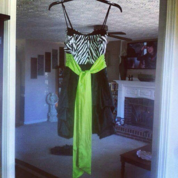 Party Dress - Picture 2 of 2