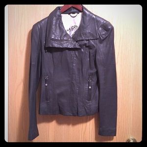 Used GUESS 100% genuine leather jacket