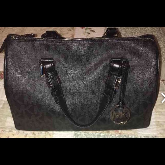 Michael kors black greyson