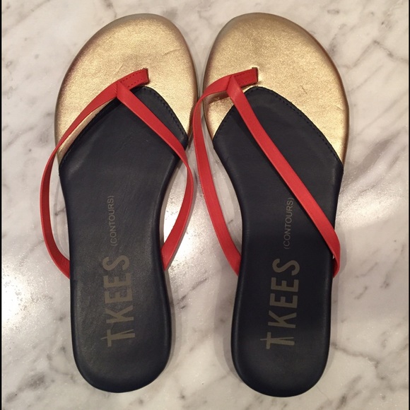 Tkees Flip Flops - Size 5