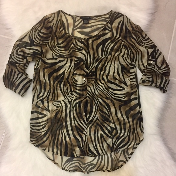 Tiger Print Sheer Blouse, size Small to Medium - Picture 4 of 8
