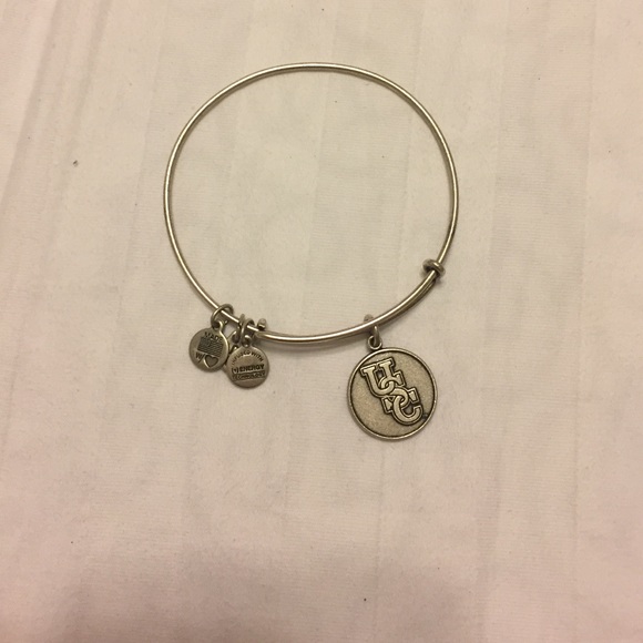 USC Alex and Ani