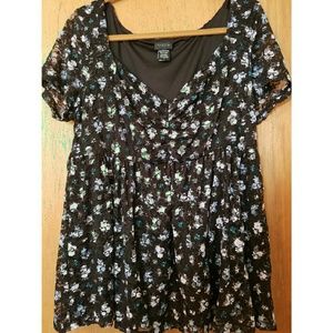 Torrid Size 1 Lace Babydoll Top