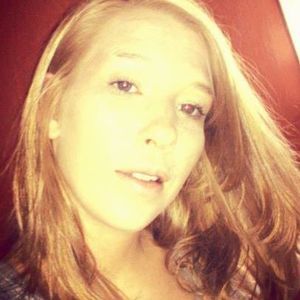 Meet your Posher, Kelli