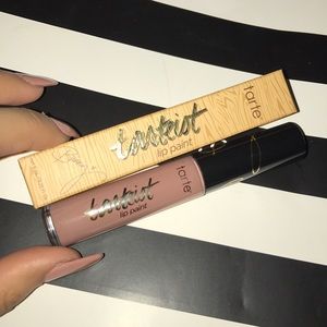 Limited edition tarte x graveyard girl