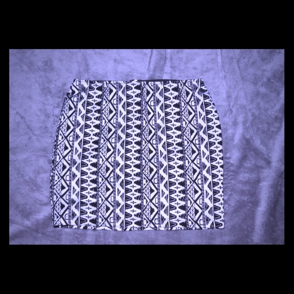 Forever 21 mini skirt