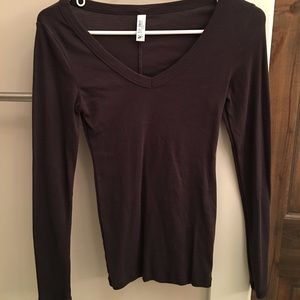 NWOT Victoria's Secret v neck long sleeve top