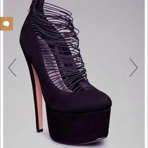 Bebe Darcie pumps
