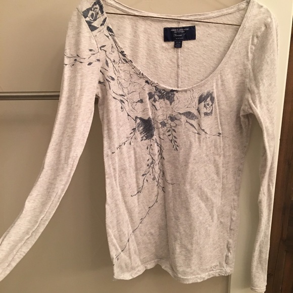 NWOT American eagle gray floral long sleeve