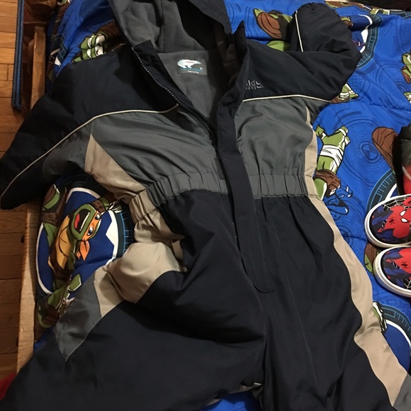 Snow suit