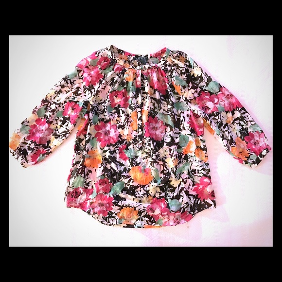 Floral print blouse