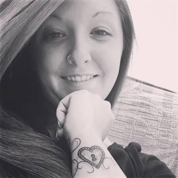 Meet your Posher, Krystie - Picture 1 of 1