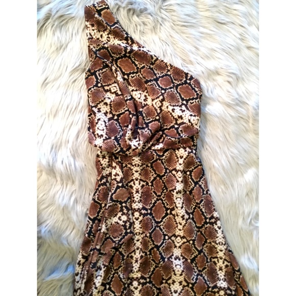 NWT BCBG Maxazria Evening Gown Maxi Dress Dress