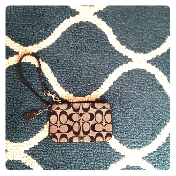 Authentic Coach Wristlet