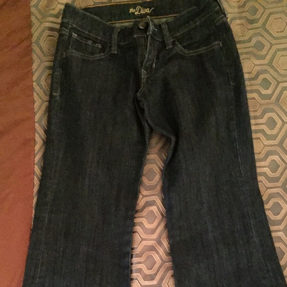 CUTE BLUE JEANS