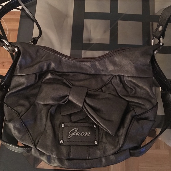 Guess cross body