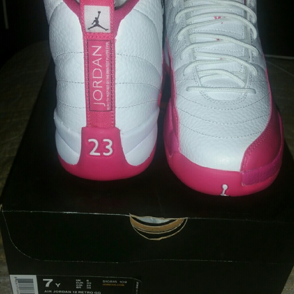 GIRLS' AIR JORDAN 12 RETRO 'VIVID PINK'