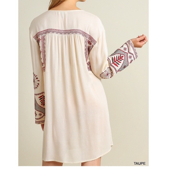 Long sleeve dress with embroidery & tassel tie - Picture 2 of 4