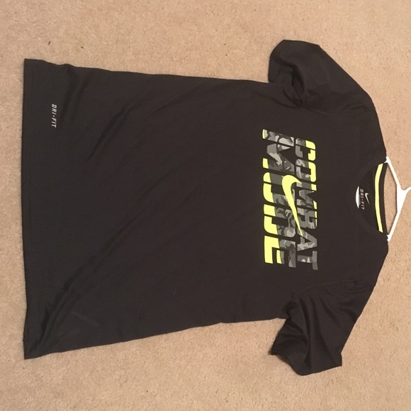 Nike athletic tee