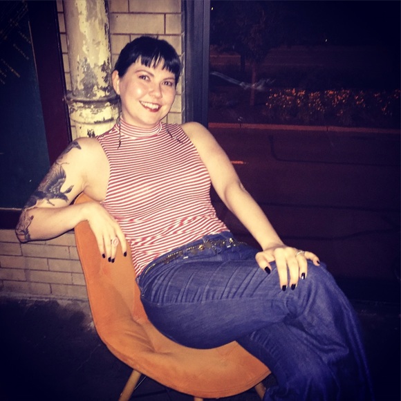 Meet your Posher, Erinn - Picture 2 of 4