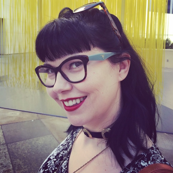 Meet your Posher, Erinn - Picture 3 of 4