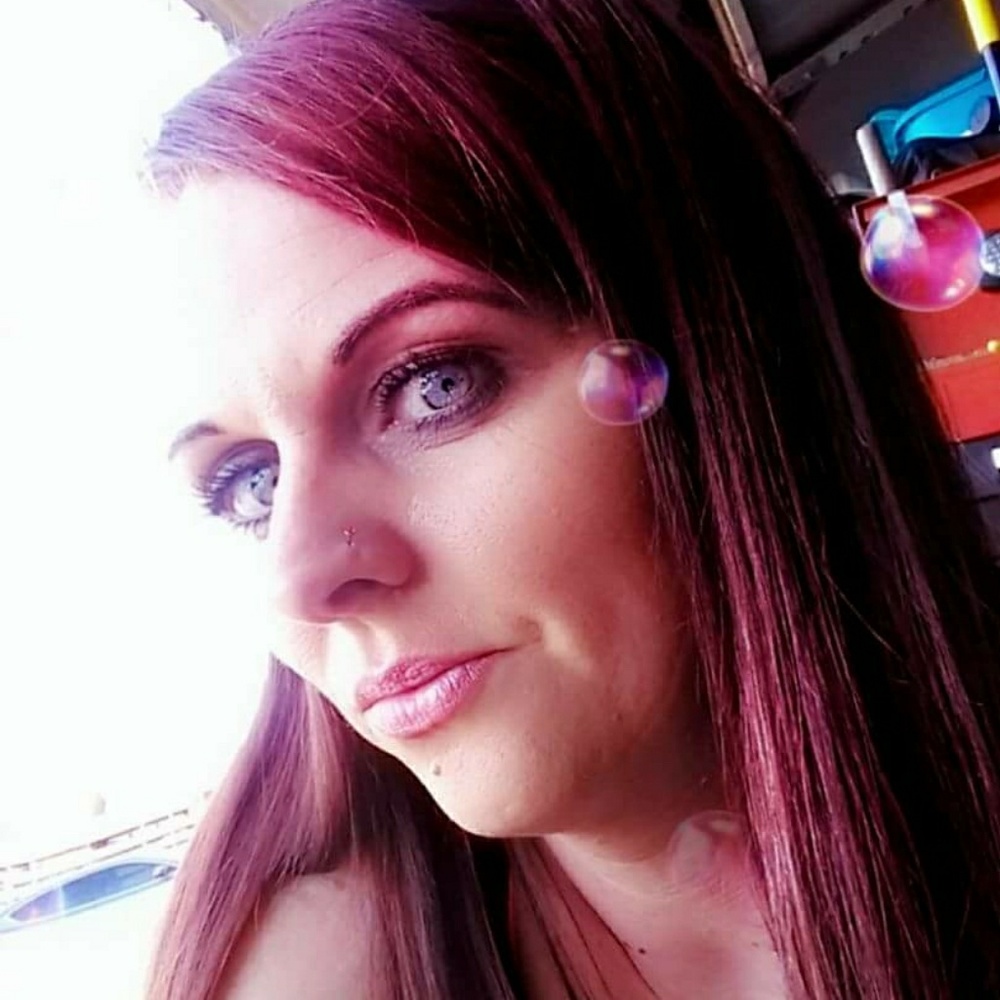 Meet your Posher, Stefanie